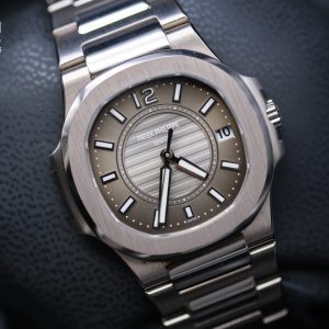 Patek Nautilus 7011/1G-010