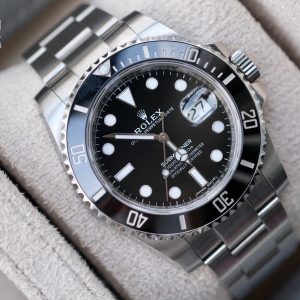 Rolex Oyster Perpetual Submariner Date