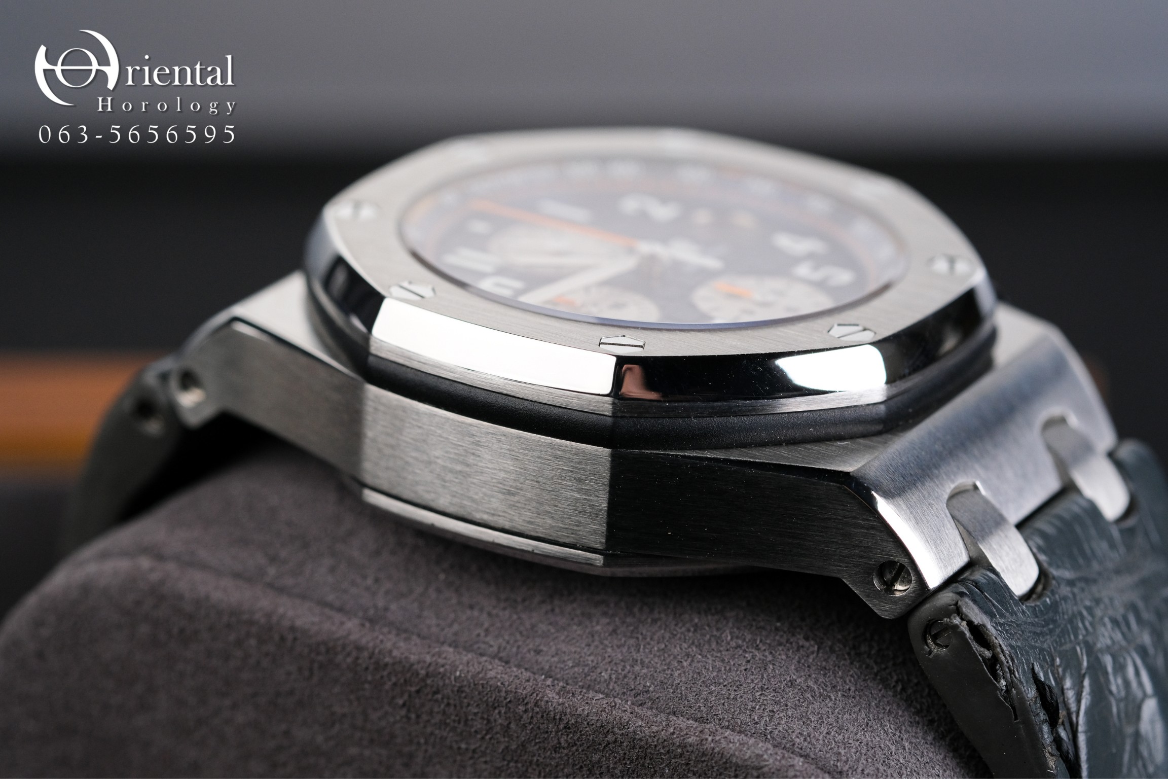 Audemars Piguet Royal Oak Offshore Chronograph Blue Dial - Image 6