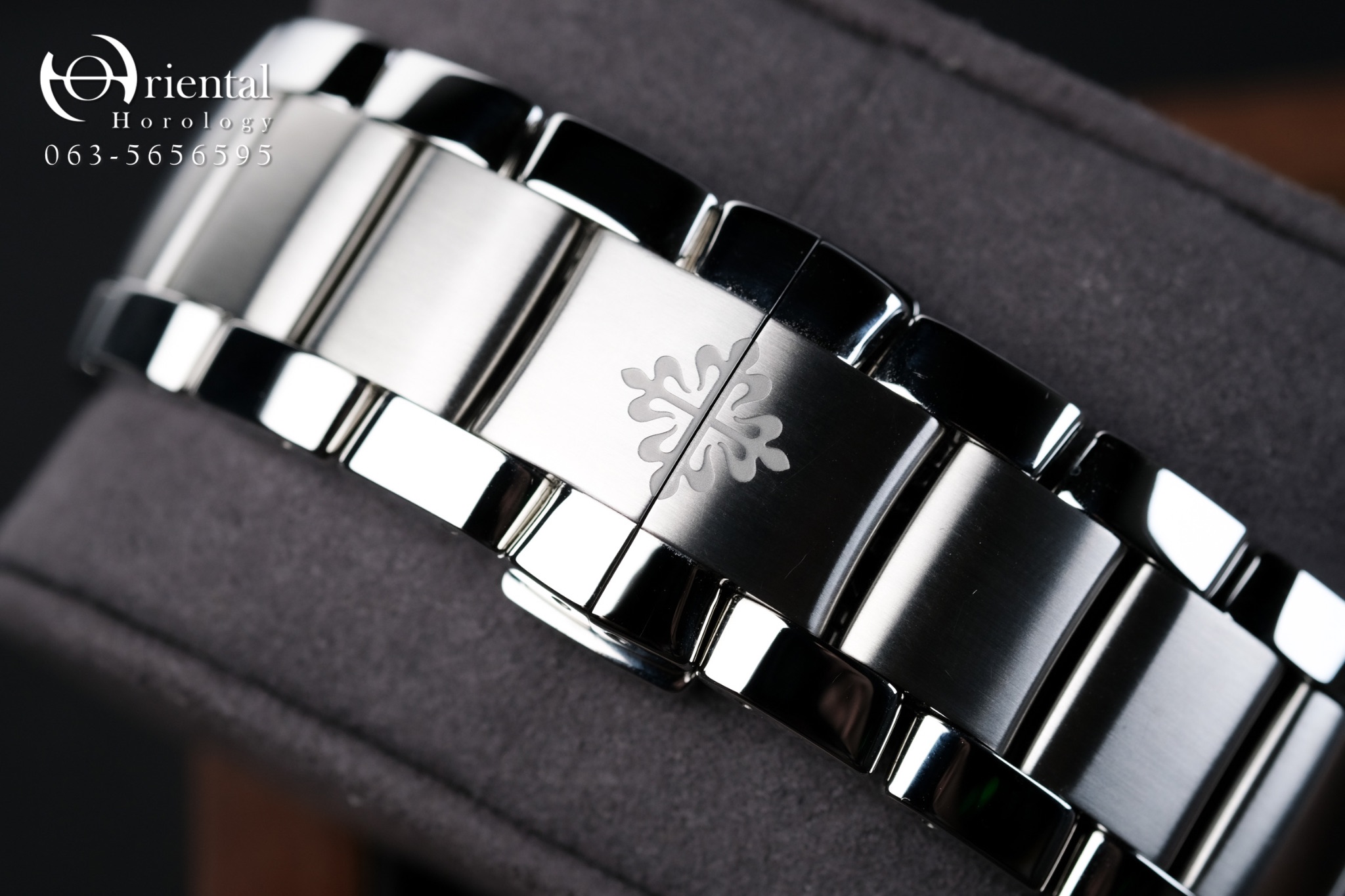 Patek Philippe 5905/1A Complications Green Dial - Image 9