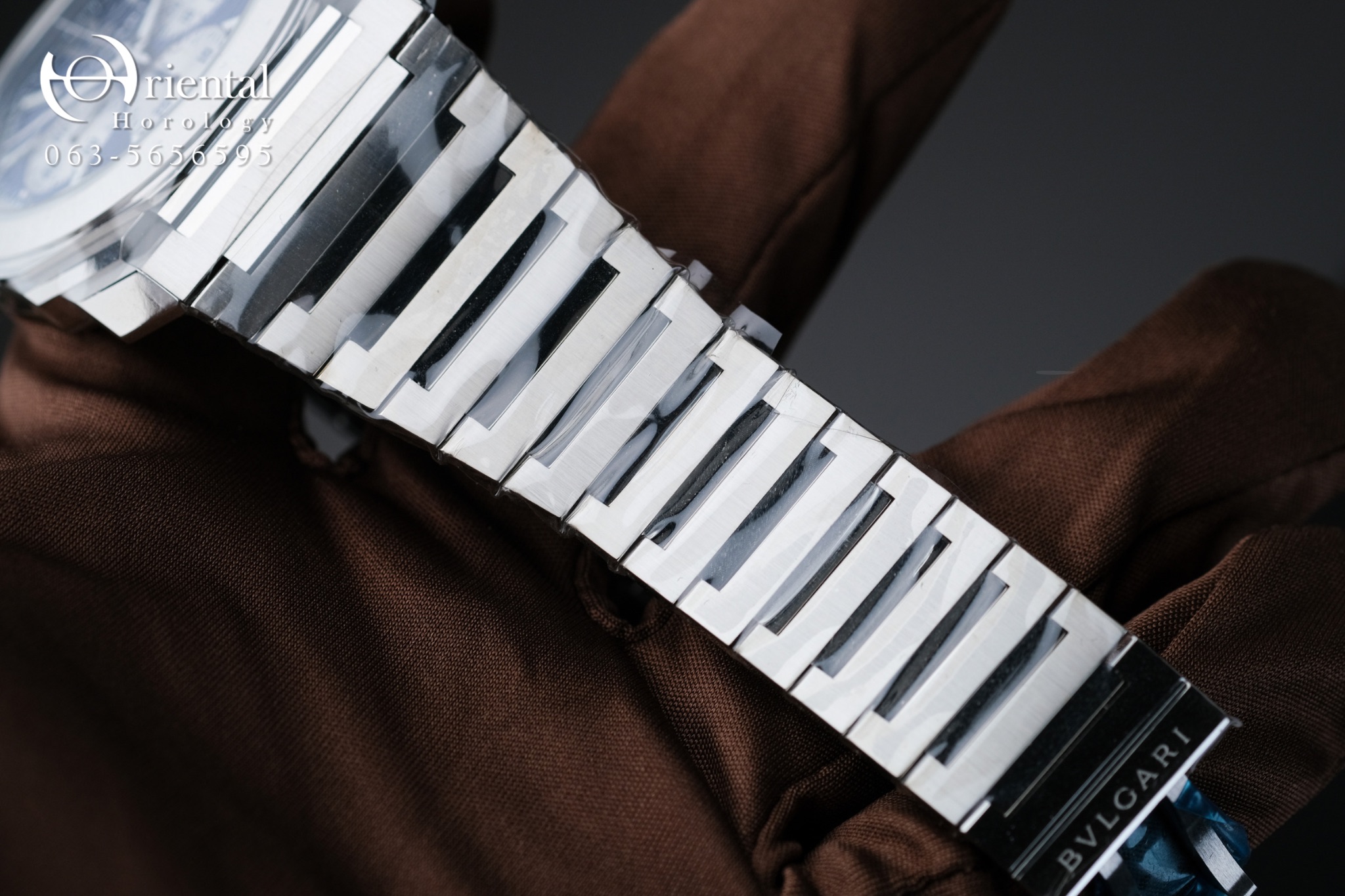 BVLGARI Octo Finissimo Chronograph GMT - Image 6