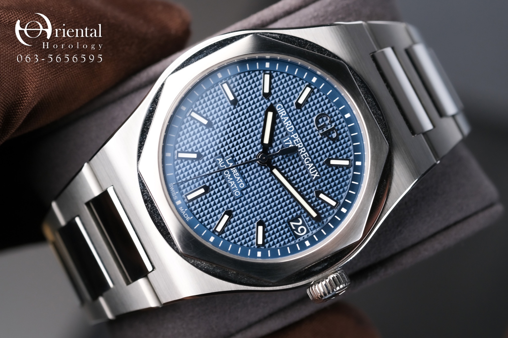 Girard Perregaux Laureato Blue - Image 3