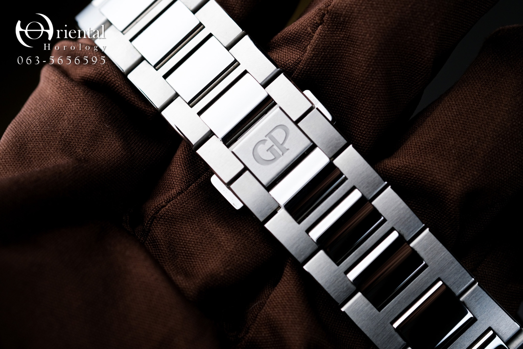 Girard Perregaux Laureato Blue - Image 9