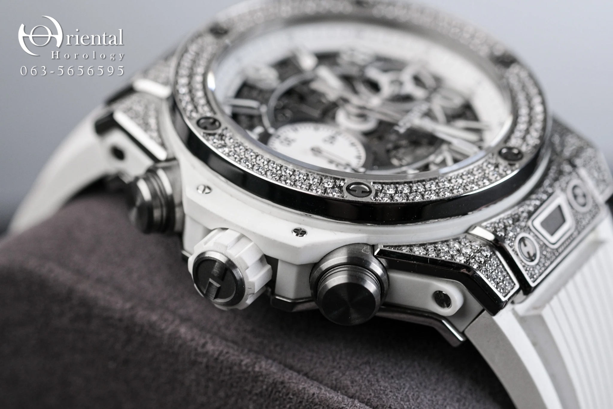 Hublot Big Bang Unico Titanium White PAVÉ - Image 5