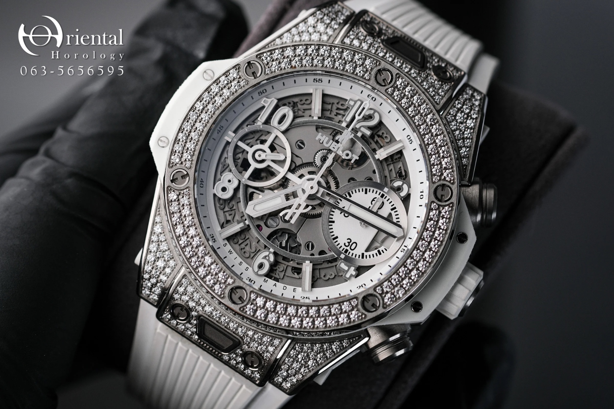Hublot Big Bang Unico Titanium White PAVÉ - Image 2
