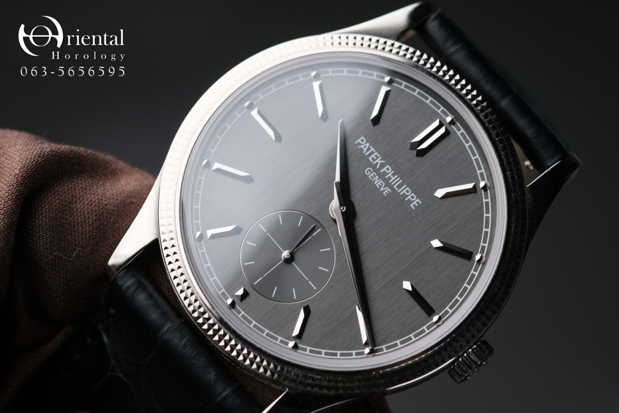 Patek Philippe Calatrava 6119G White Gold - Image 9