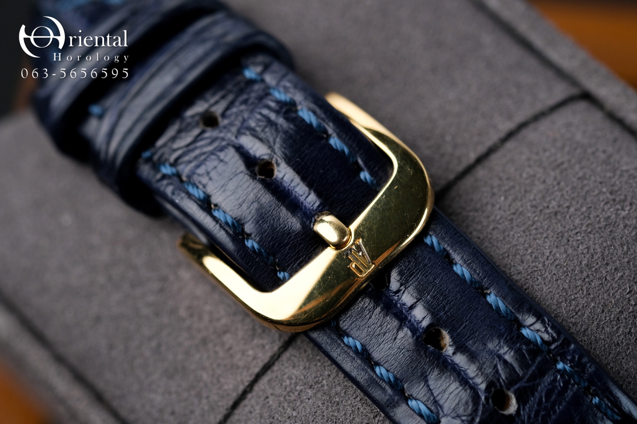 AP JULES Day-Date 18K Yellow Gold - Image 7