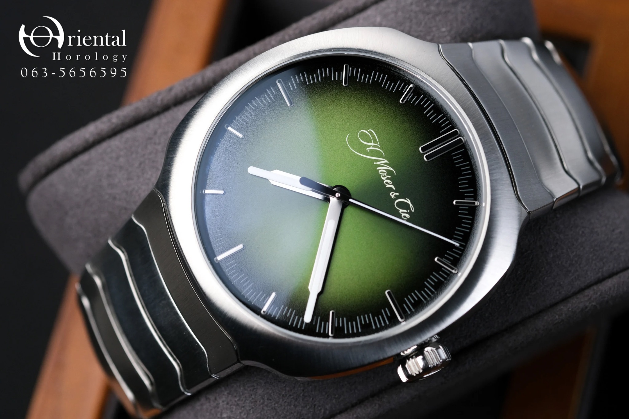 H. Moser & Cie. Streamliner Matrix Green