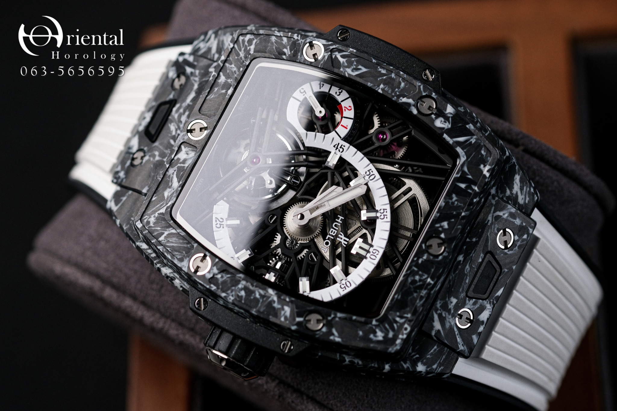 Hublot Spirit of Big Bang Tourbillon 5-day Carbon White - Image 5