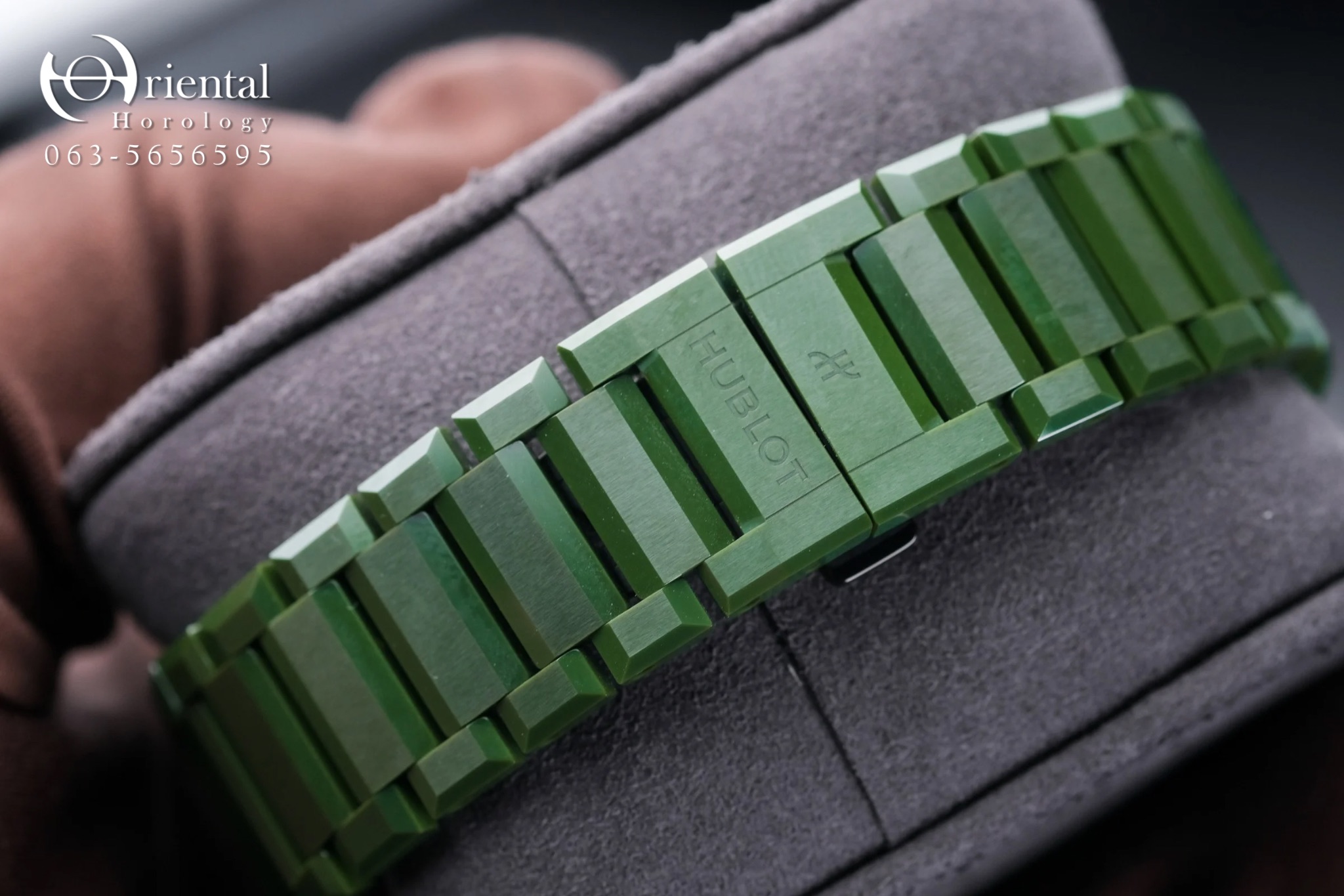 Hublot Big Bang Integral Ceramic Green Indigo Limited 250 pcs - Image 8