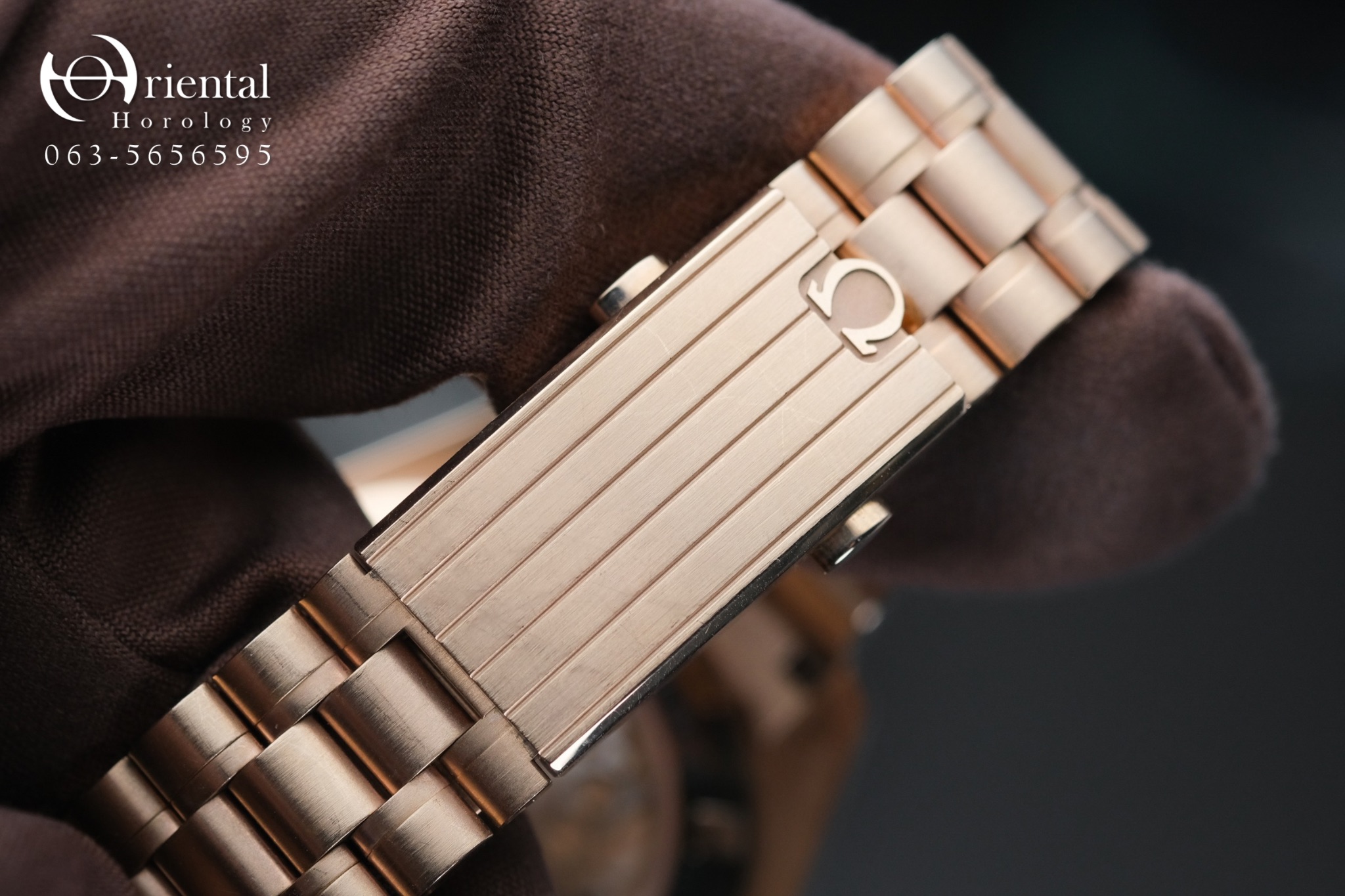 Omega Speedmaster Moonwatch Professional Sedna Gold - Image 7