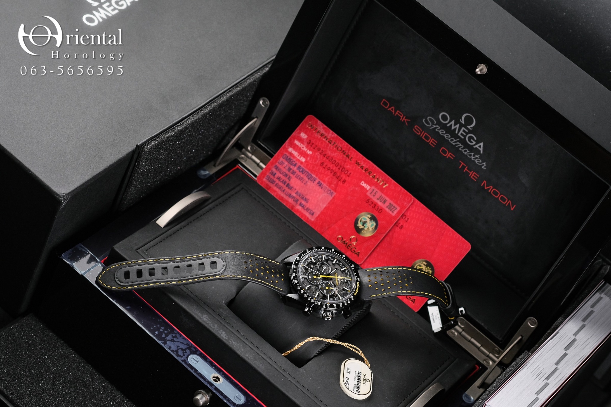Omega Speedmaster Dark Side Of the moon Apollo8 - Image 8