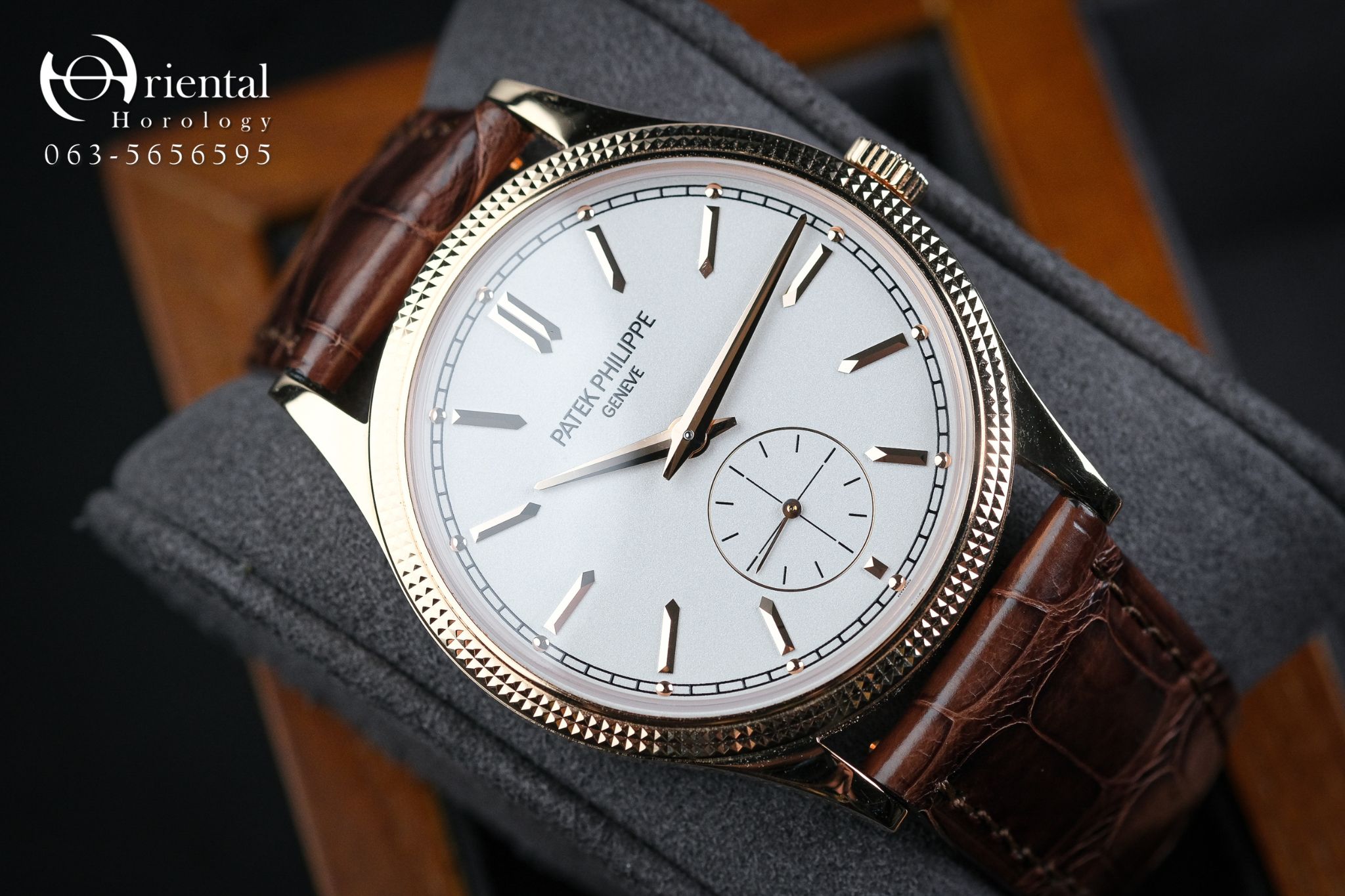 Patek Philippe Calatrava 6119R Rose Gold - Image 2