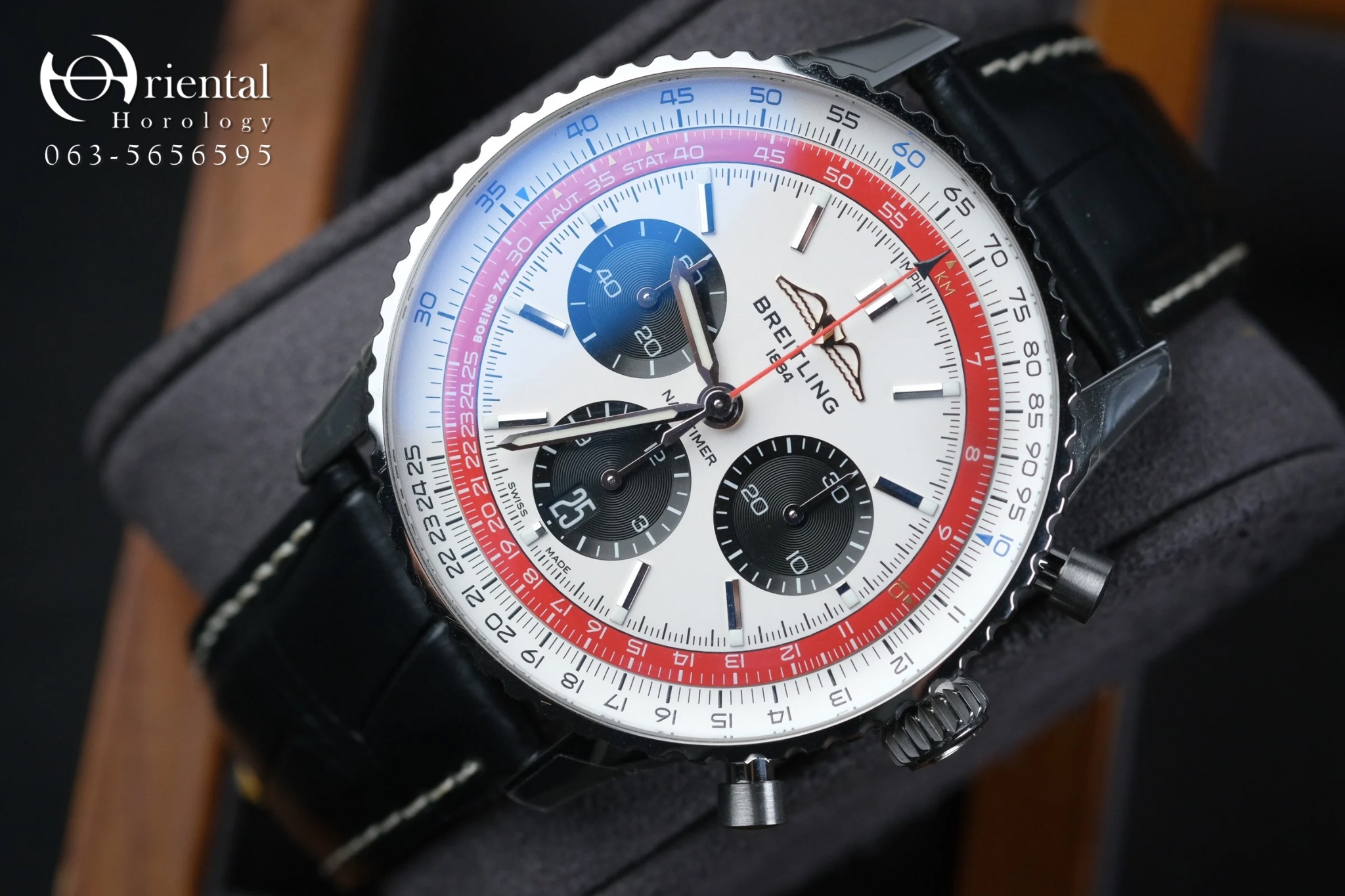 Breitling Navitimer B01 Boeing 747 Edition “Tribute to queen of the skies” - Image 3