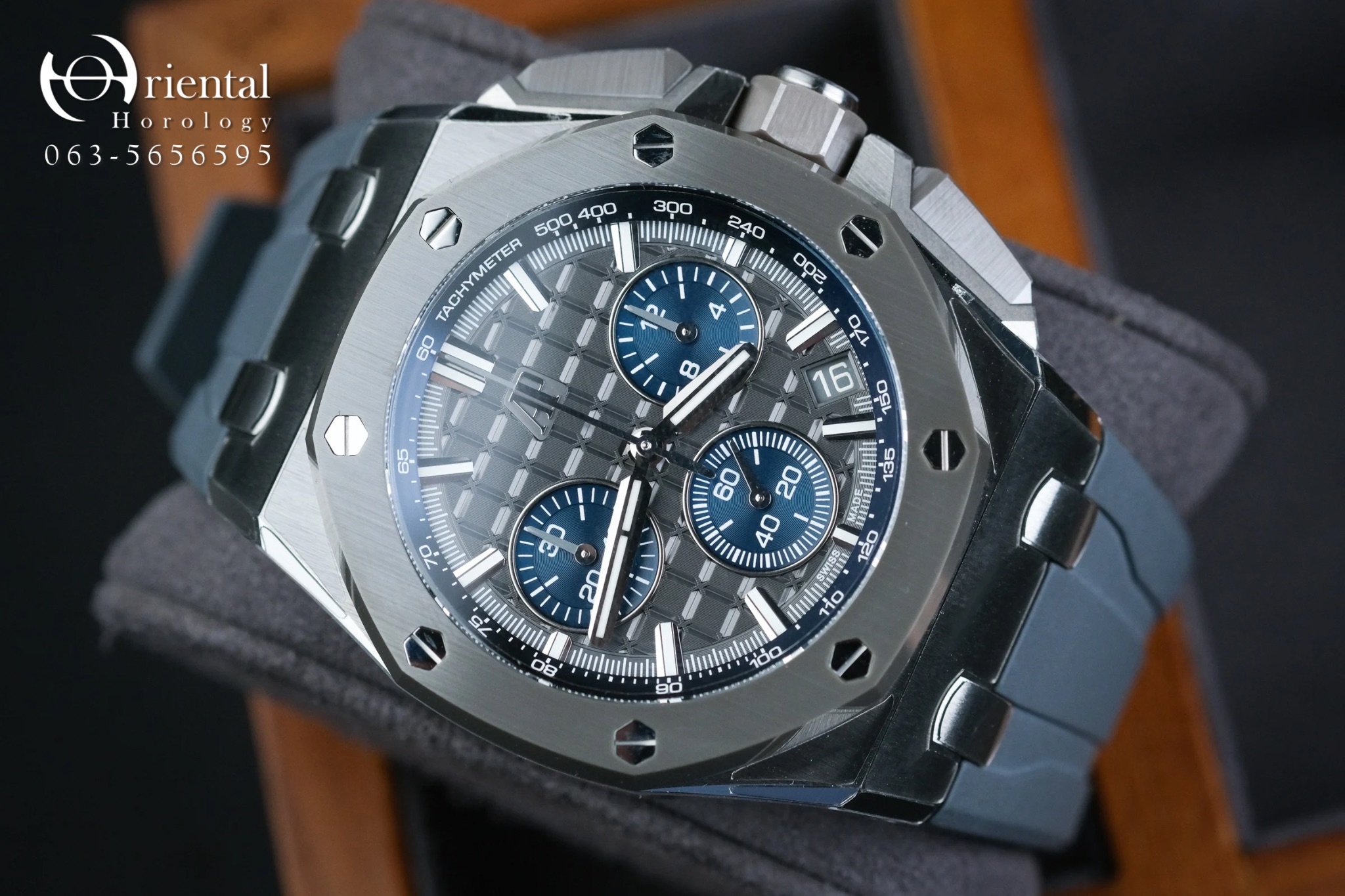 AP Royal Oak Offshore Chronograph Titanium Ceramic - Image 5