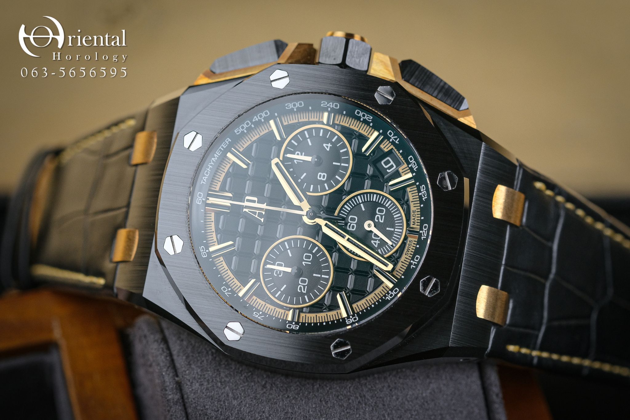 AP Royal Oak Offshore Ceramic Gold - Image 2