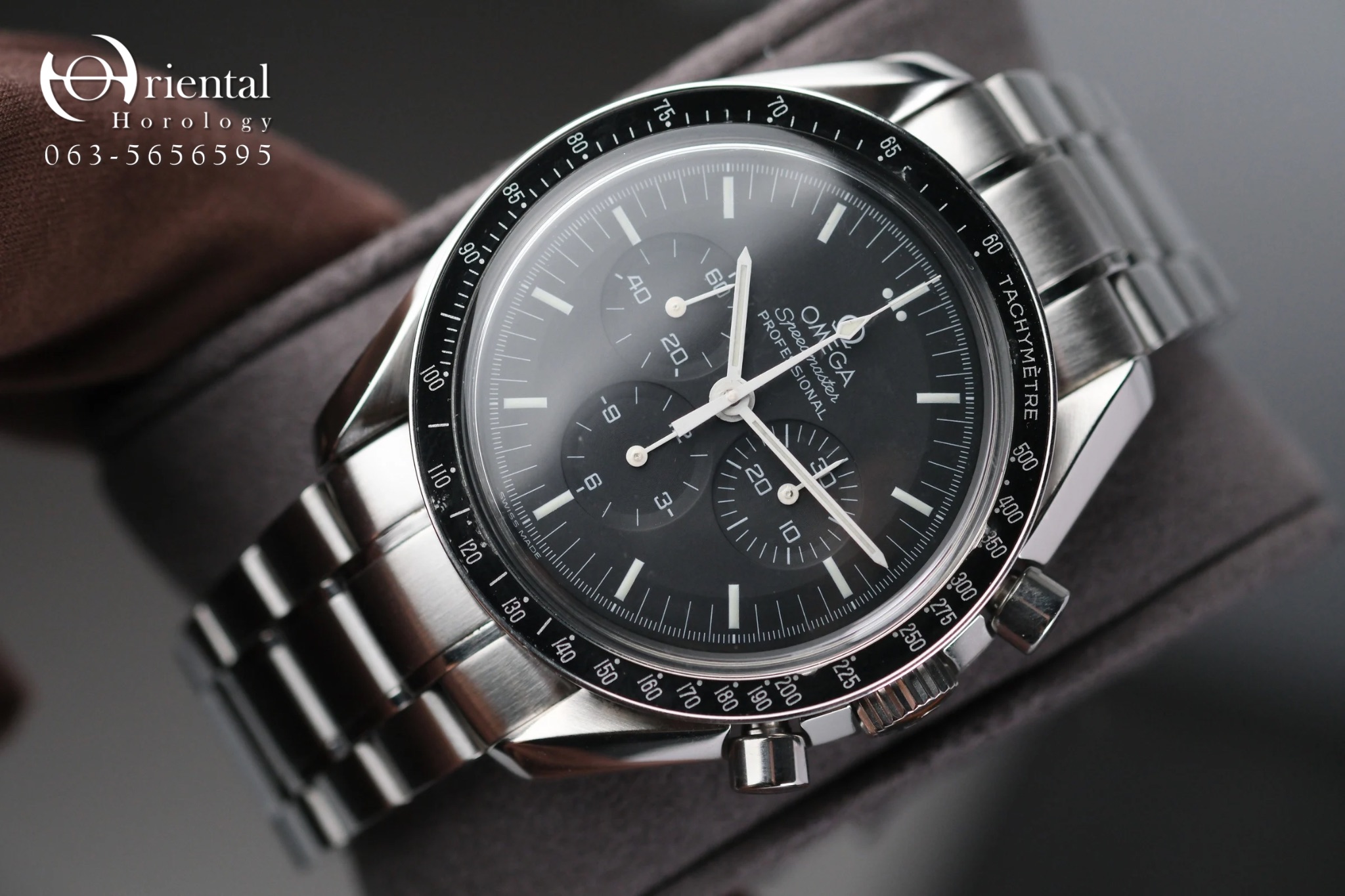 Omega Speedmaster Moonwatch 861