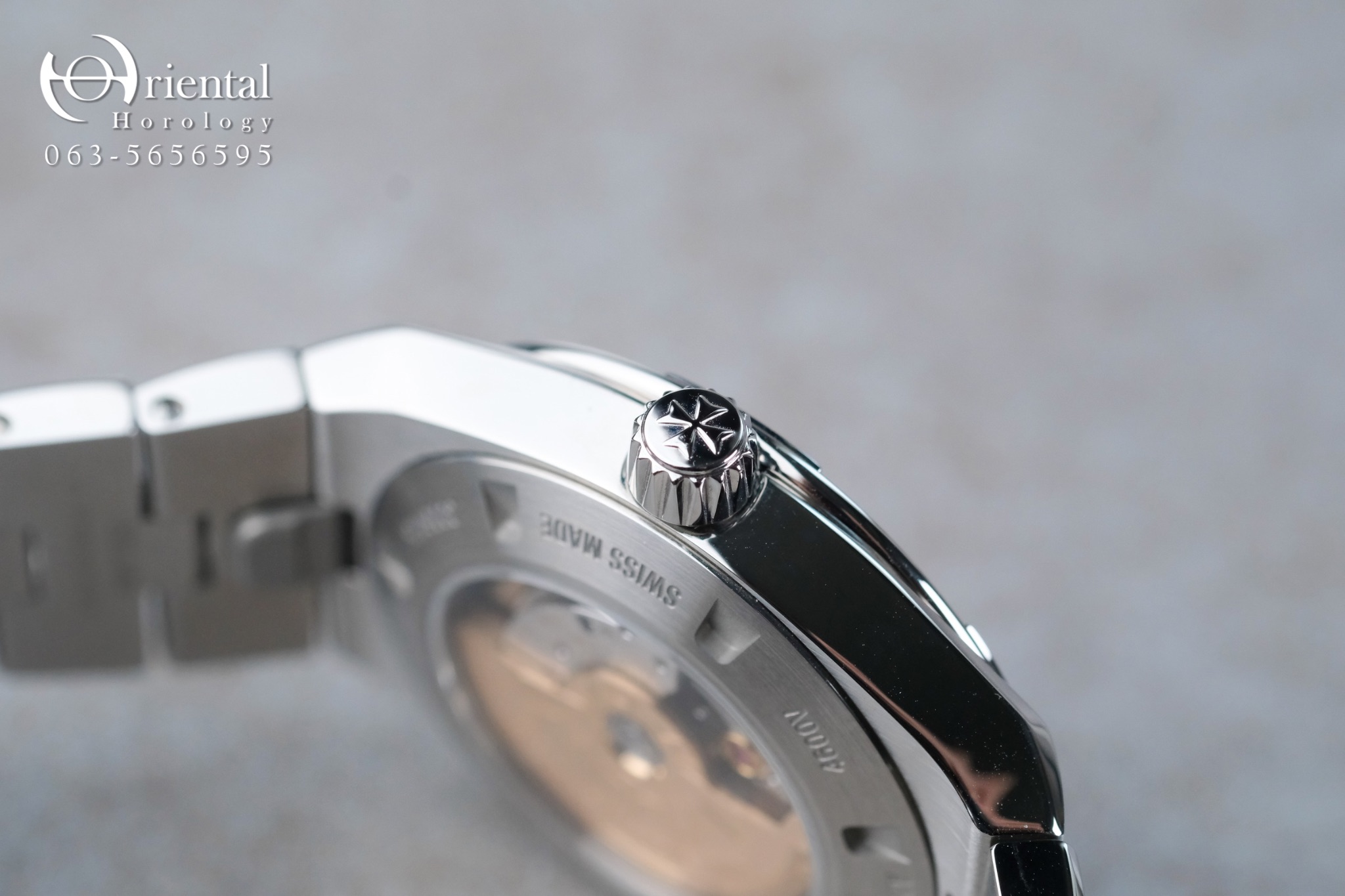 VC Overseas 4600V Blue dial - Image 4