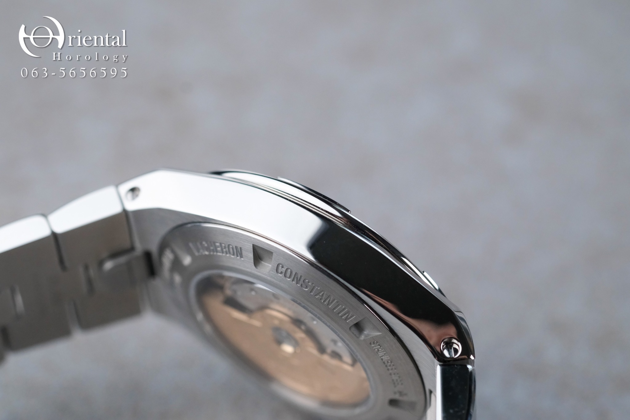 VC Overseas 4600V Blue dial - Image 3