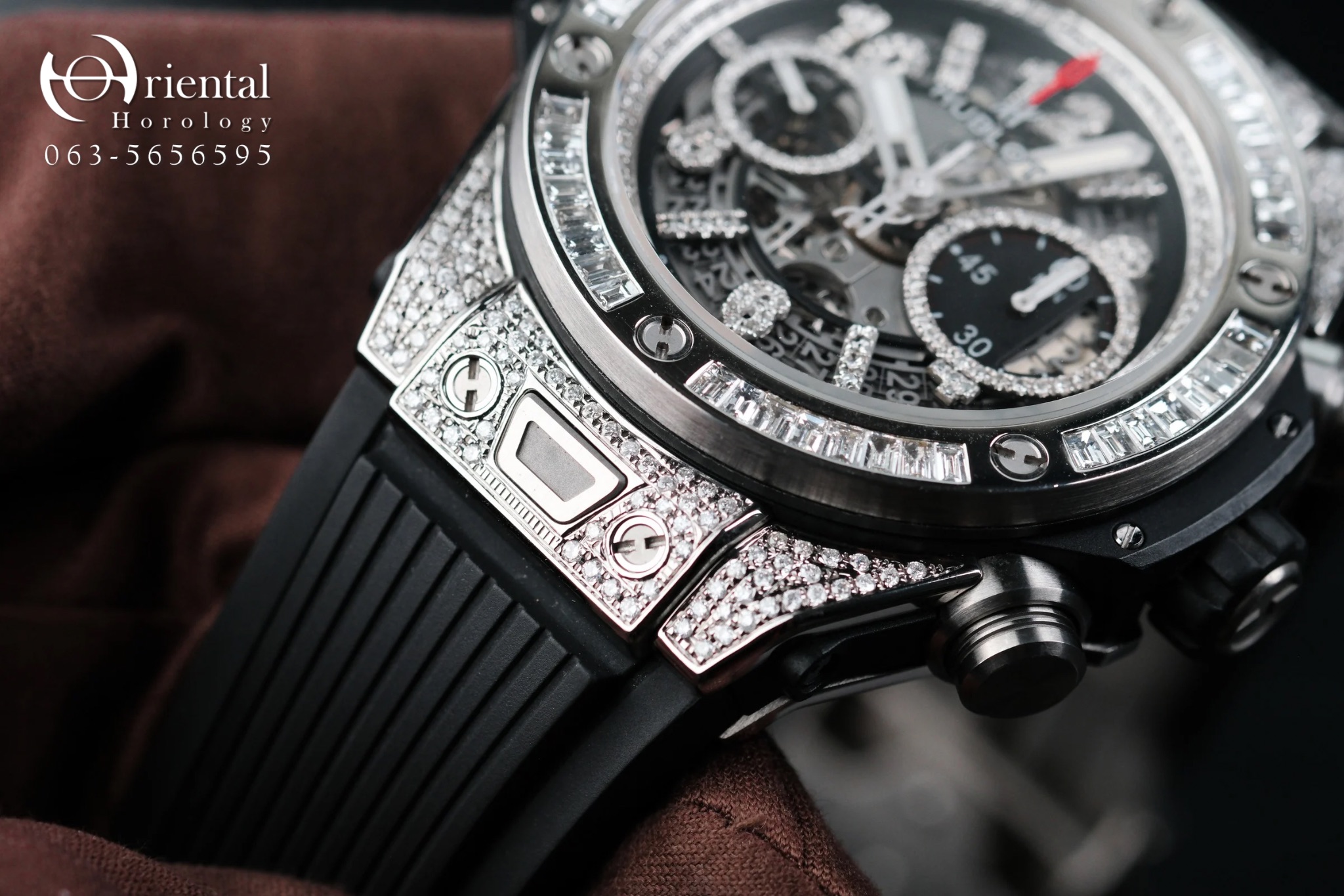 Hublot Unico Titanium 45 Diamonds - Image 6