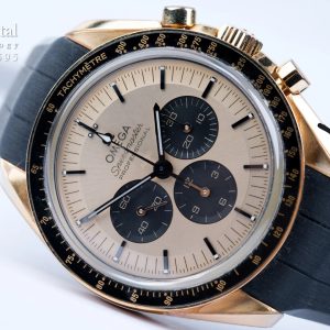 Omega Speedmaster 18K Moonshine Gold Panda