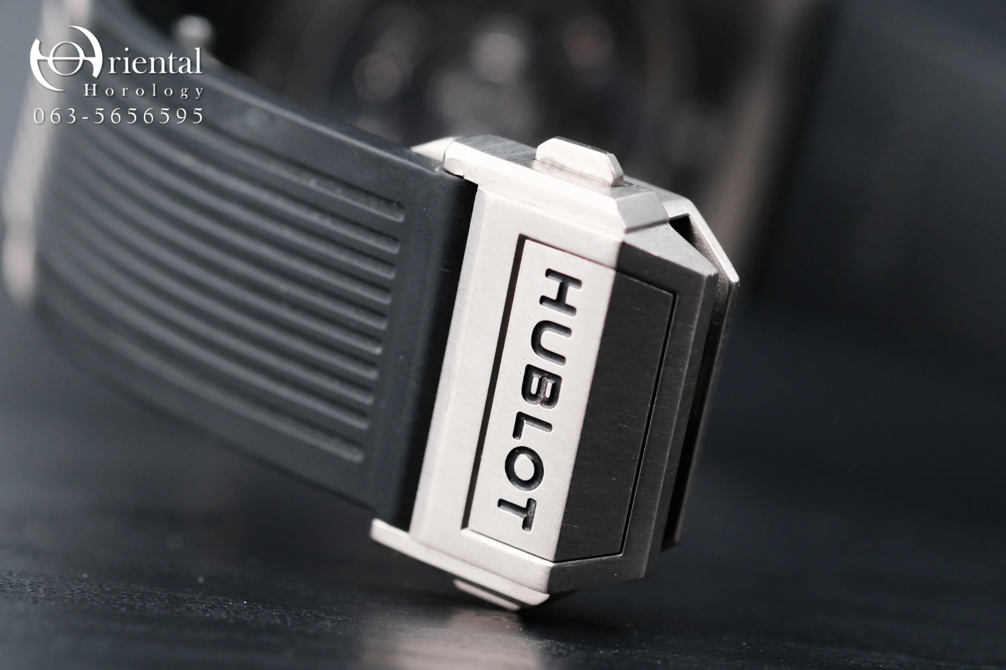 Hublot Unico Titanium 45 Diamonds - Image 5