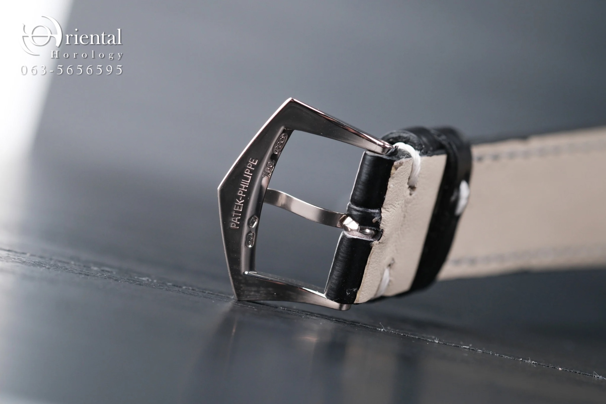 Patek Philippe Calatrava 5205G - Image 7