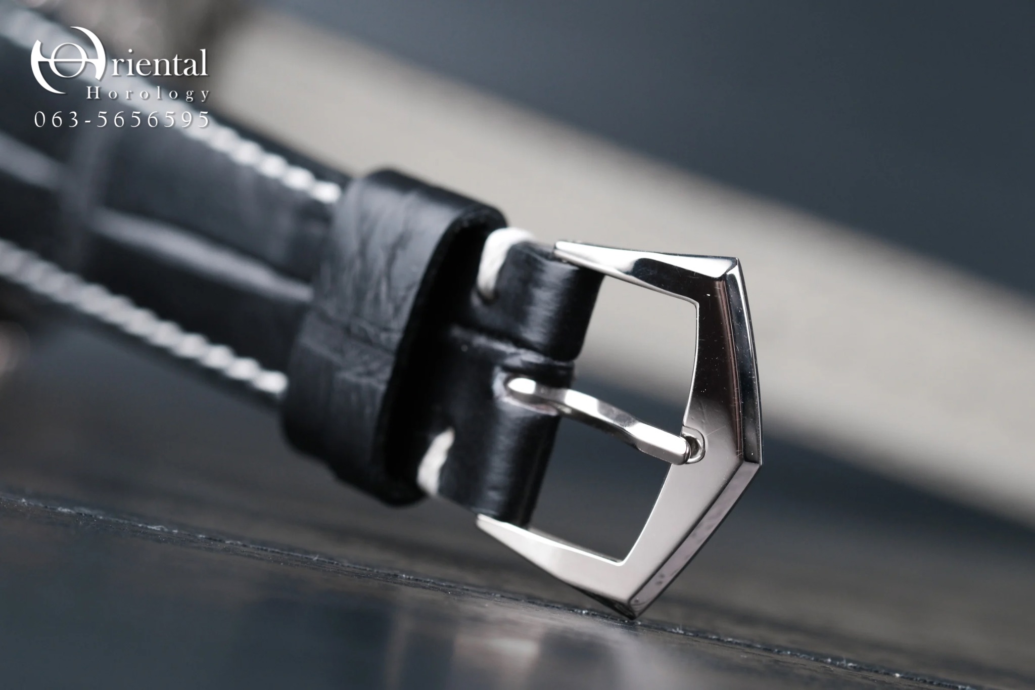 Patek Philippe Calatrava 5205G - Image 5