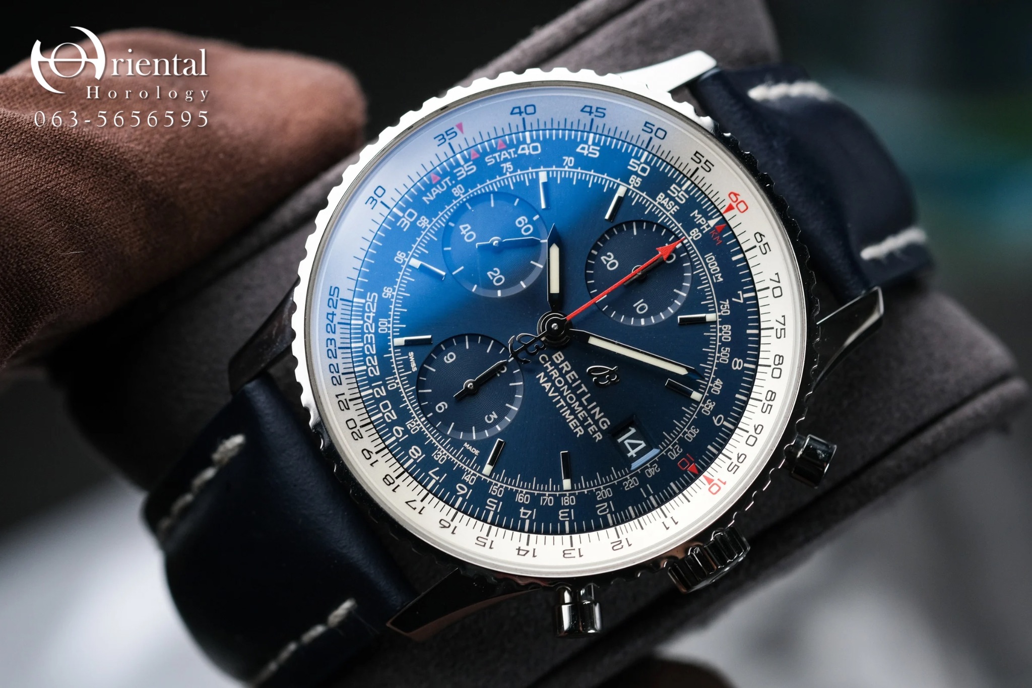 Breitling Navitimer Chronograph 41 - Image 3