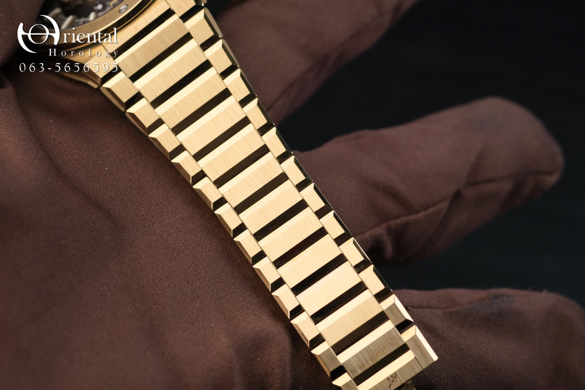 Hublot Big Bang Integrated Time Only Yellow Gold - Image 10