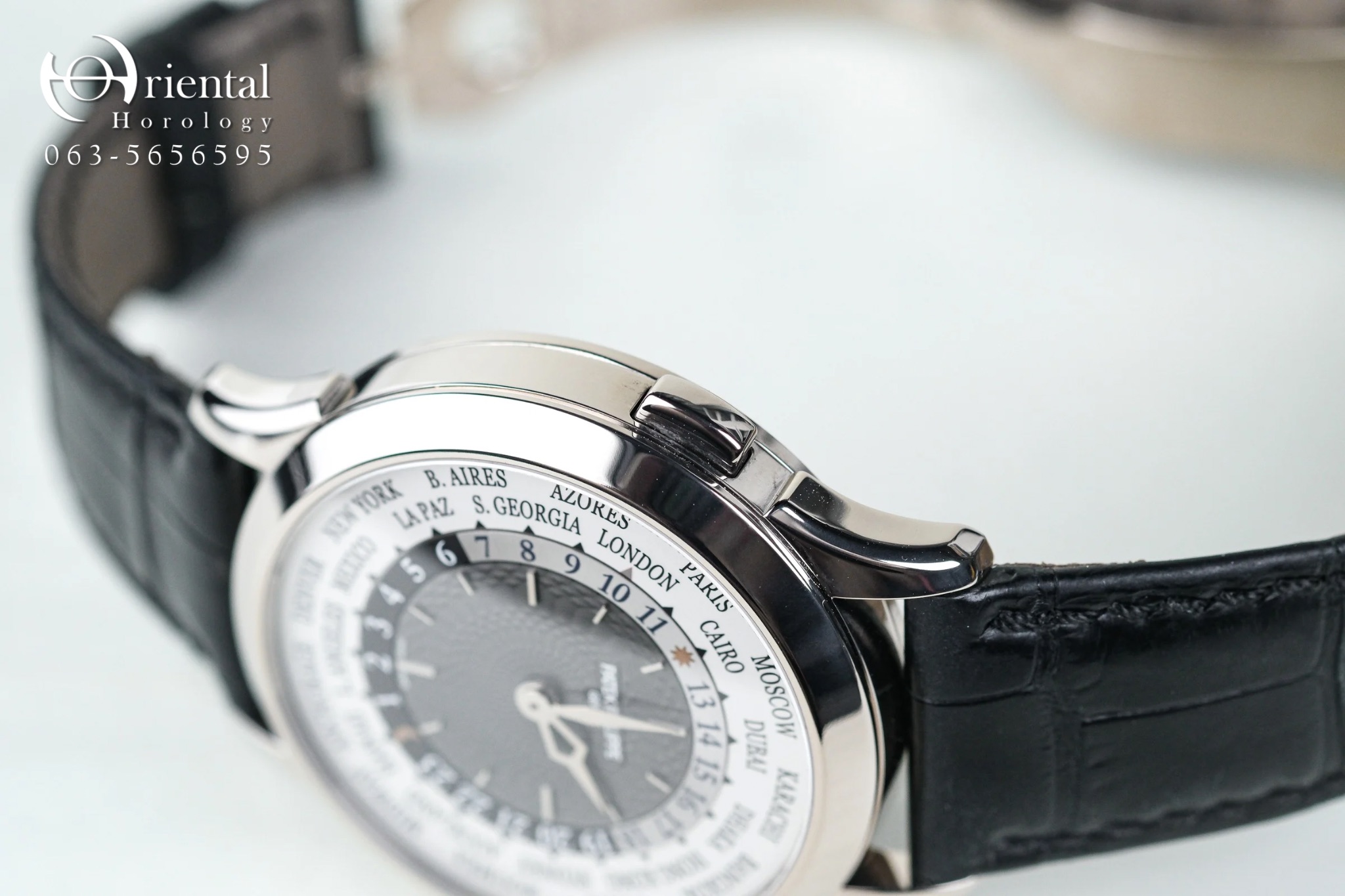 Patek Philippe World Time 18K White Gold - Image 4