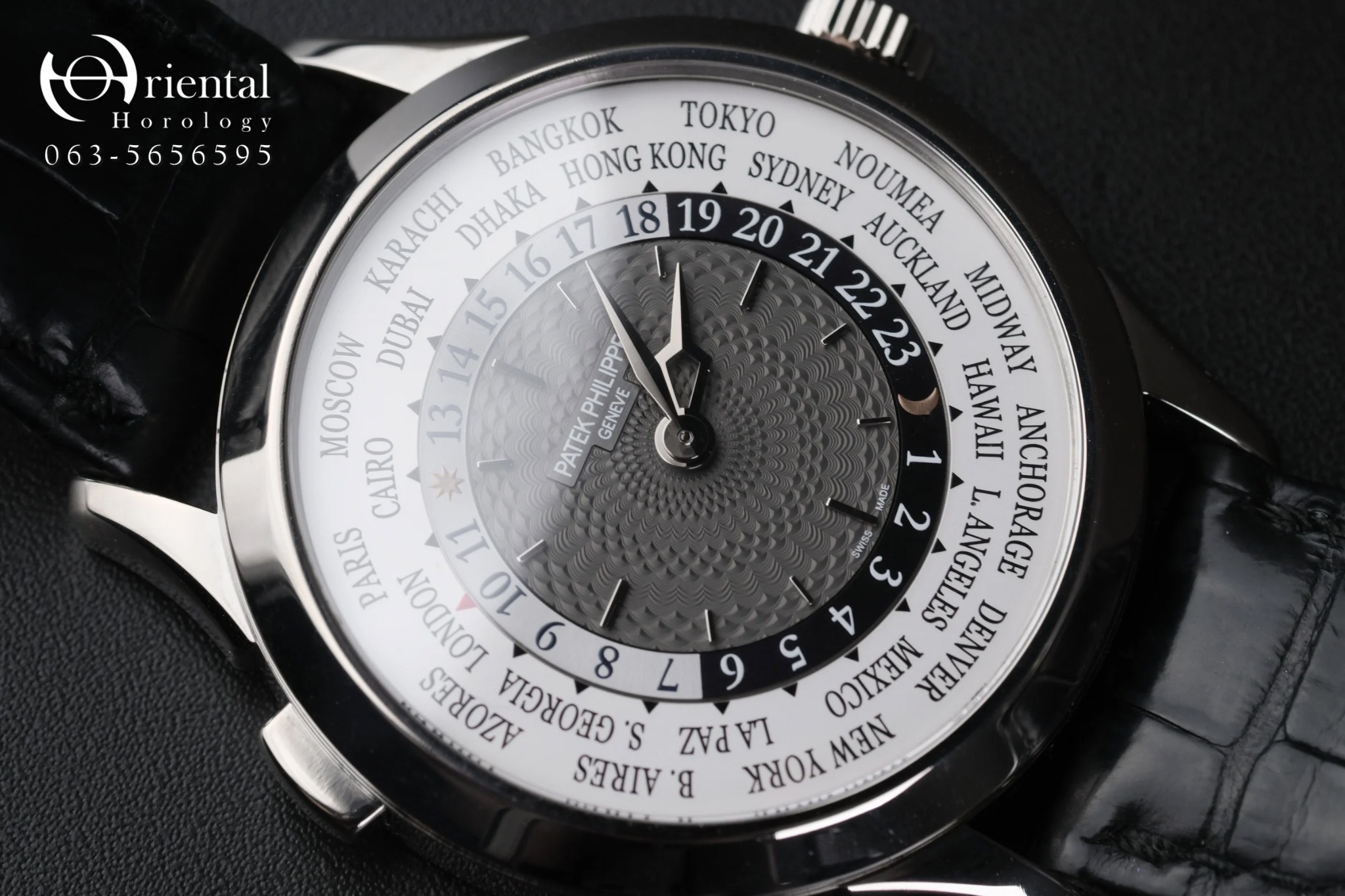 Patek Philippe World Time 18K White Gold - Image 3