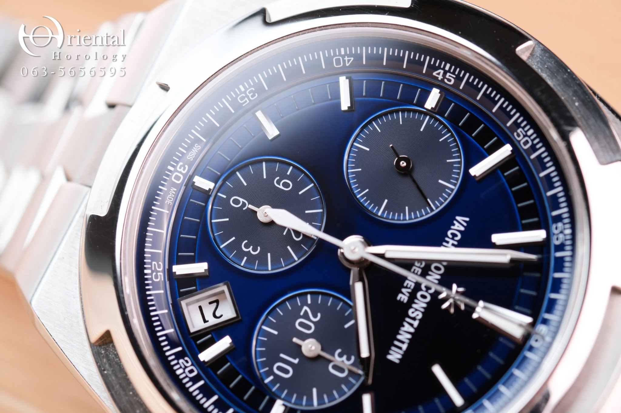 VC Overseas Chronograph Blue Dial - Image 4