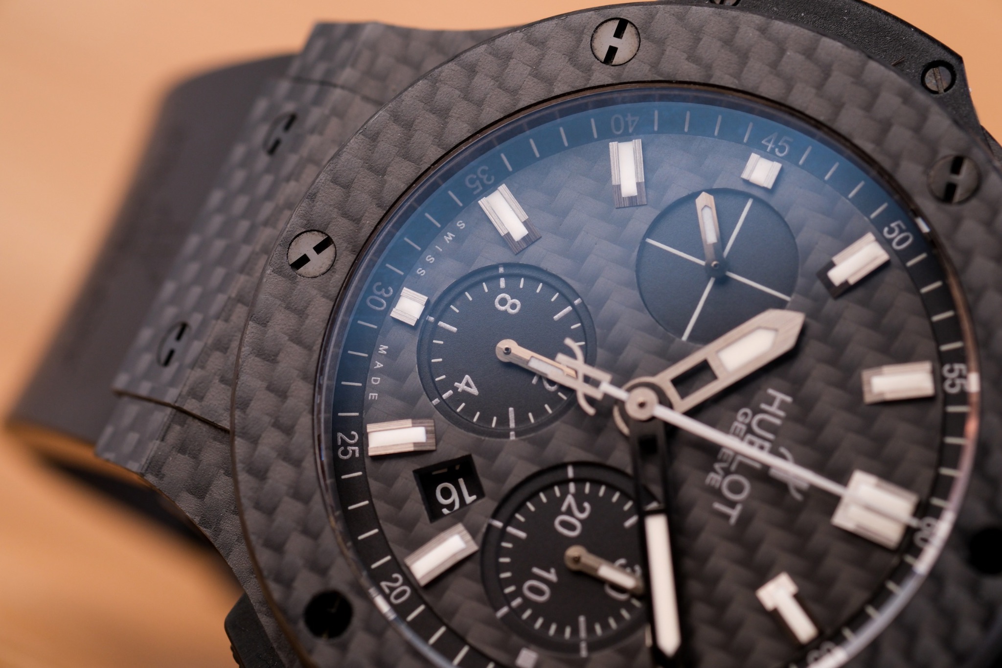 Hublot Big Bang Carbon Fiber Chronograph - Image 6