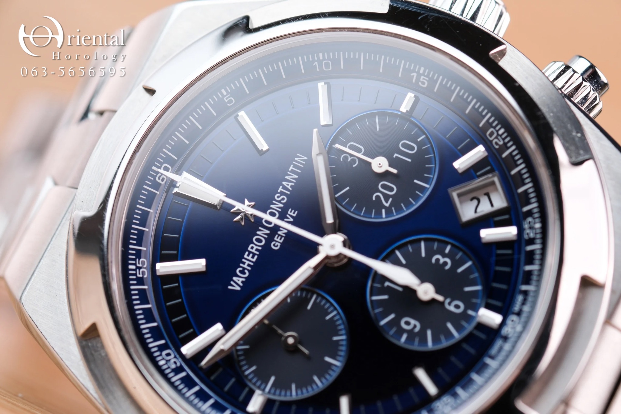 VC Overseas Chronograph Blue Dial - Image 3