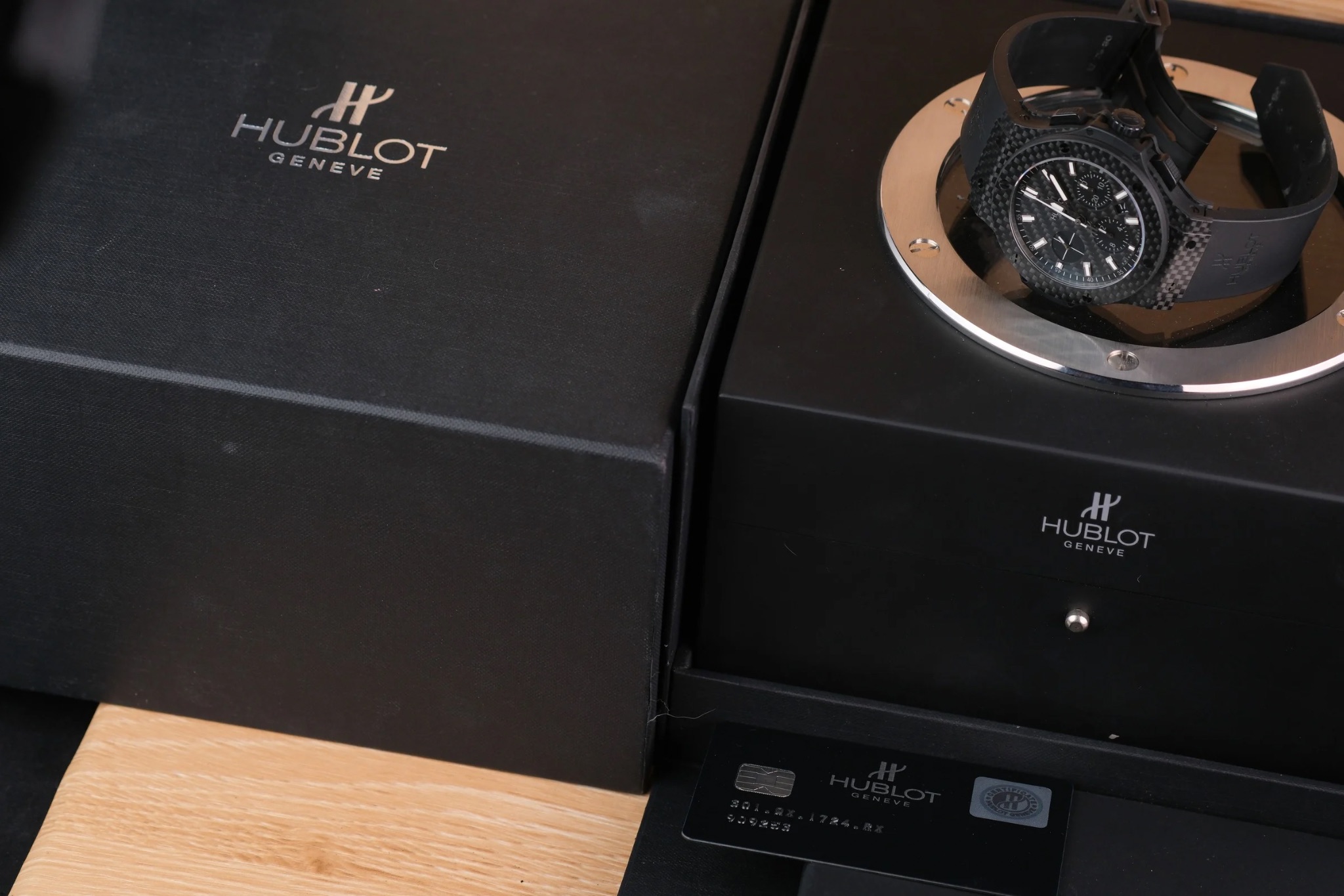 Hublot Big Bang Carbon Fiber Chronograph - Image 9