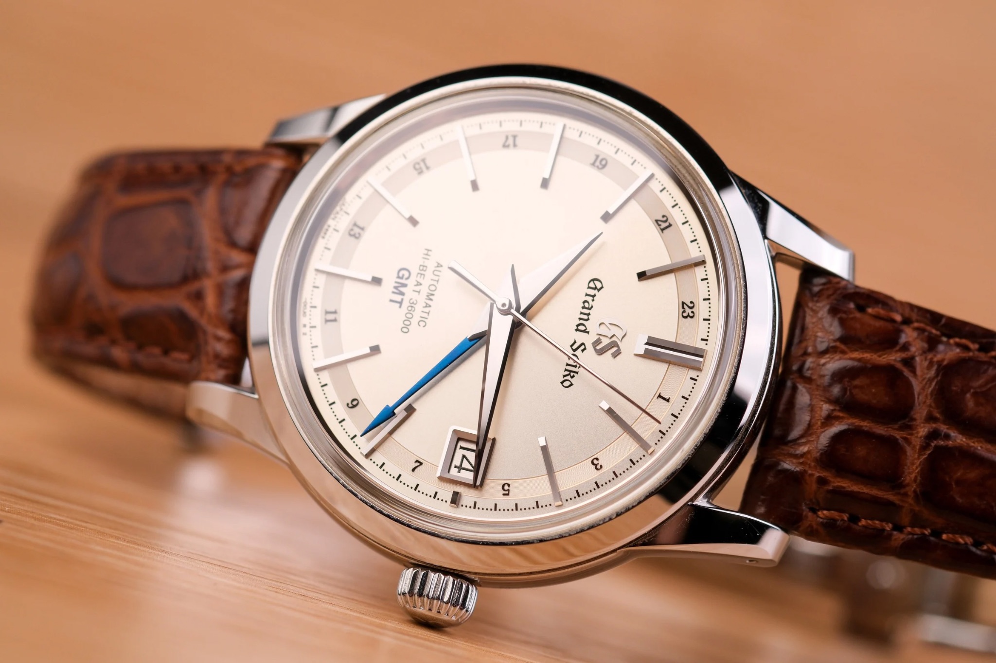 Grand Seiko Hi-Beat 36000 GMT SBGJ217 - Image 3