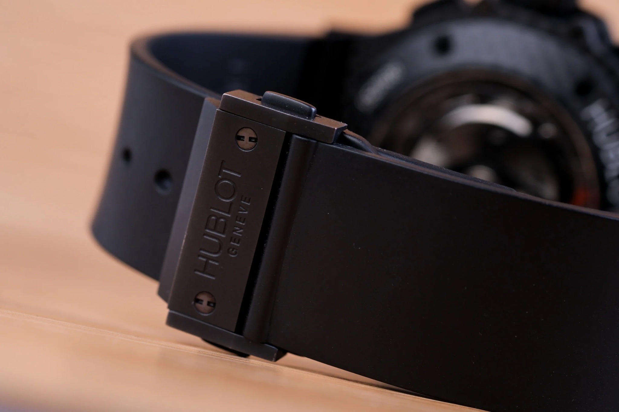 Hublot Big Bang Carbon Fiber Chronograph - Image 8