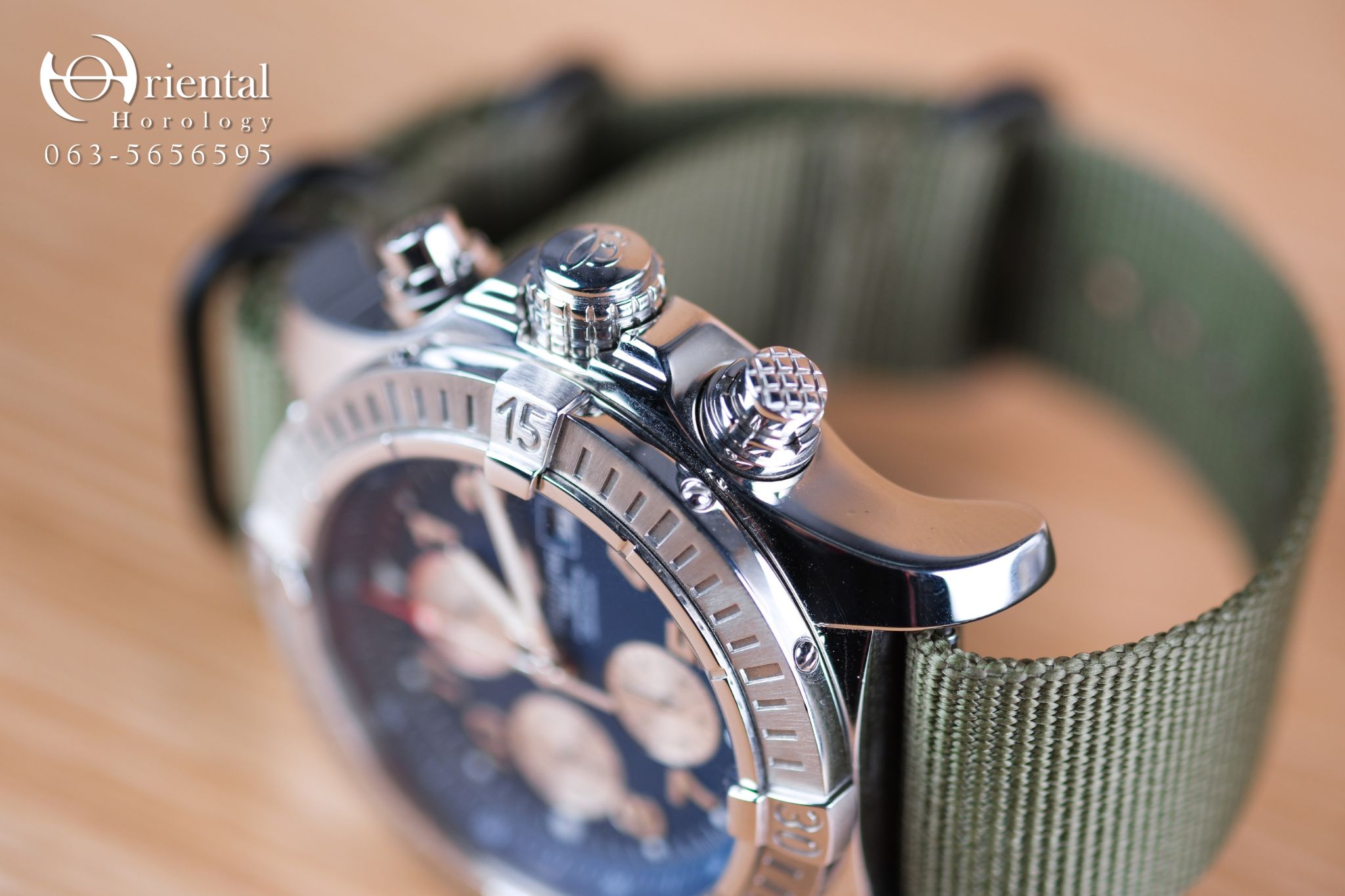 Breitling Super Avenger Blue Dial - Image 3