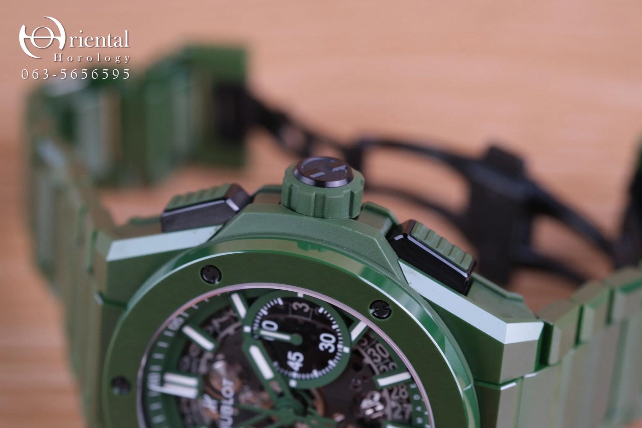Hublot Big Bang Integral Green Ceramic Limited 250 pcs. - Image 3