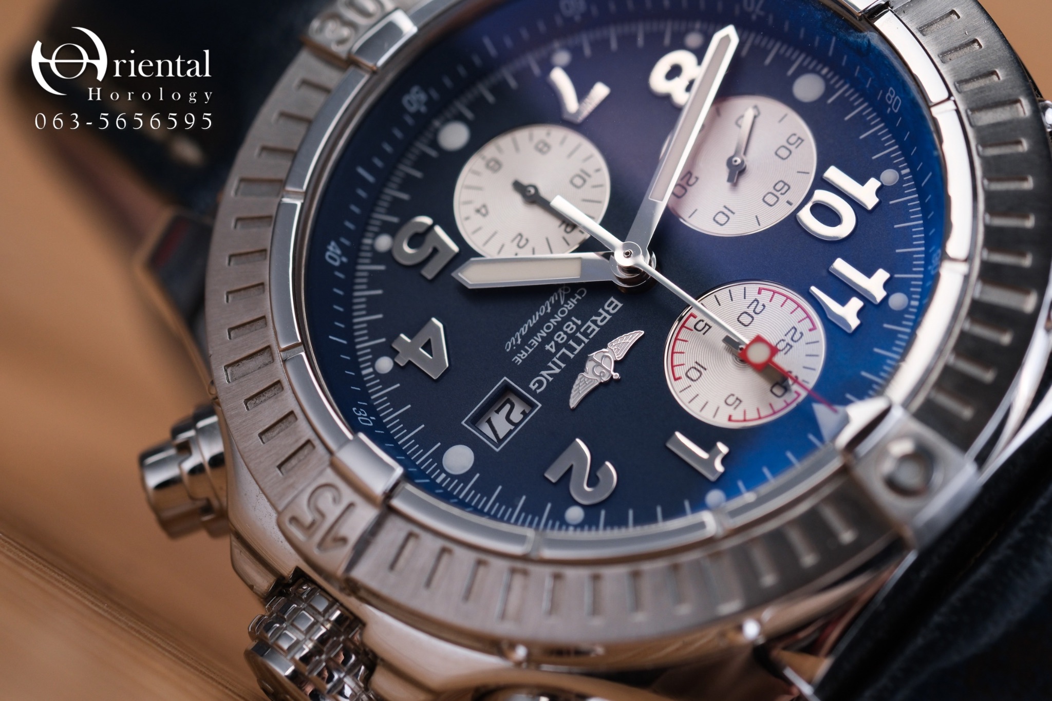 Breitling Super Avenger Blue Dial - Image 3