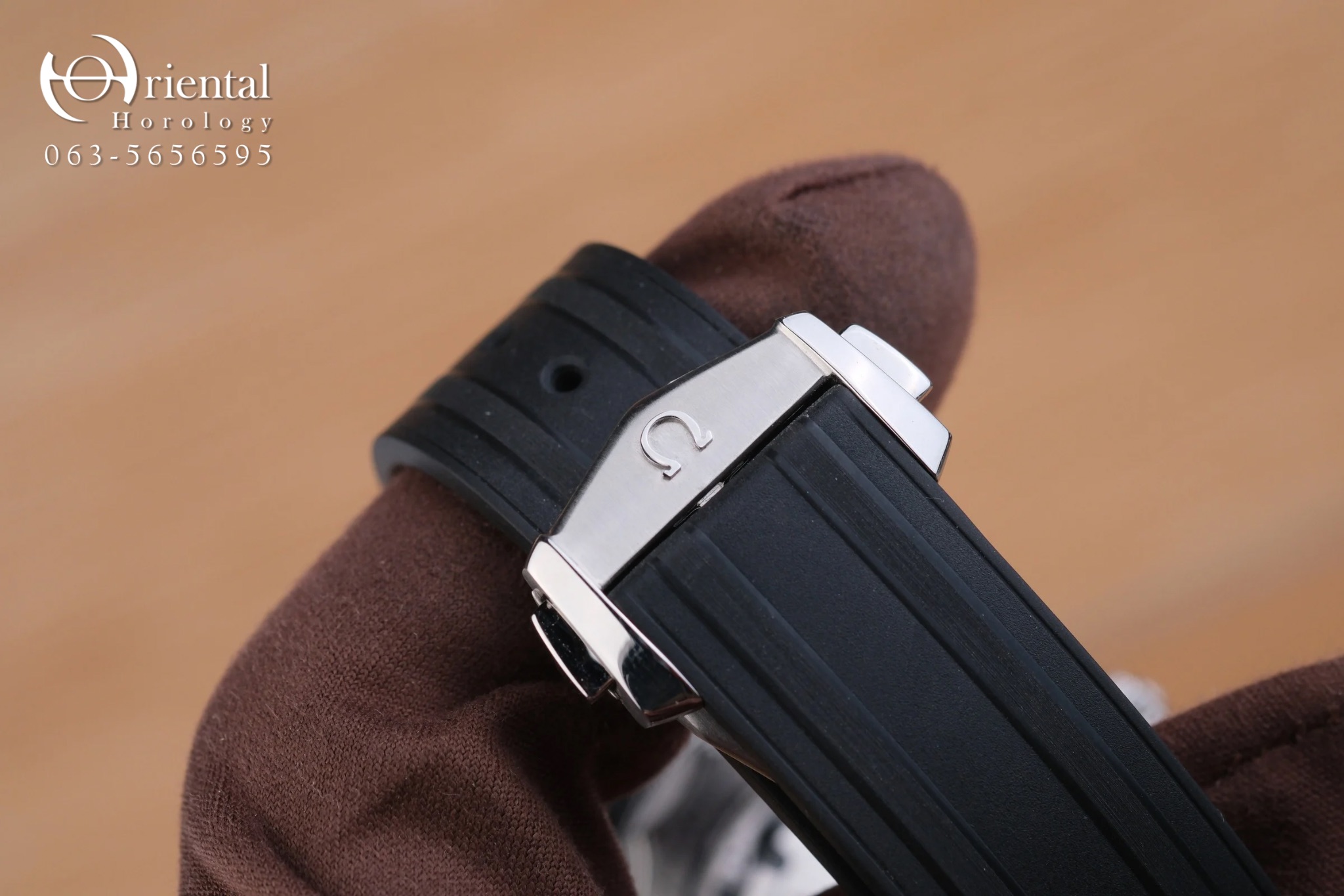 Omega Seamaster Diver 300M Co-Axial Master Chronometer - Image 8