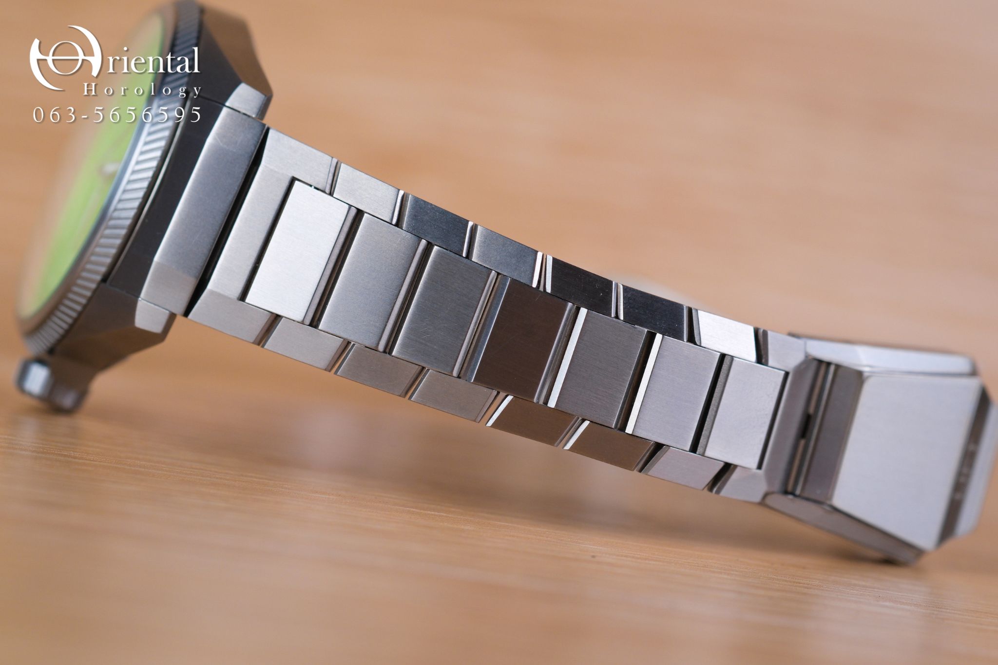 Oris ProPilot x Kermit Edition - Image 8