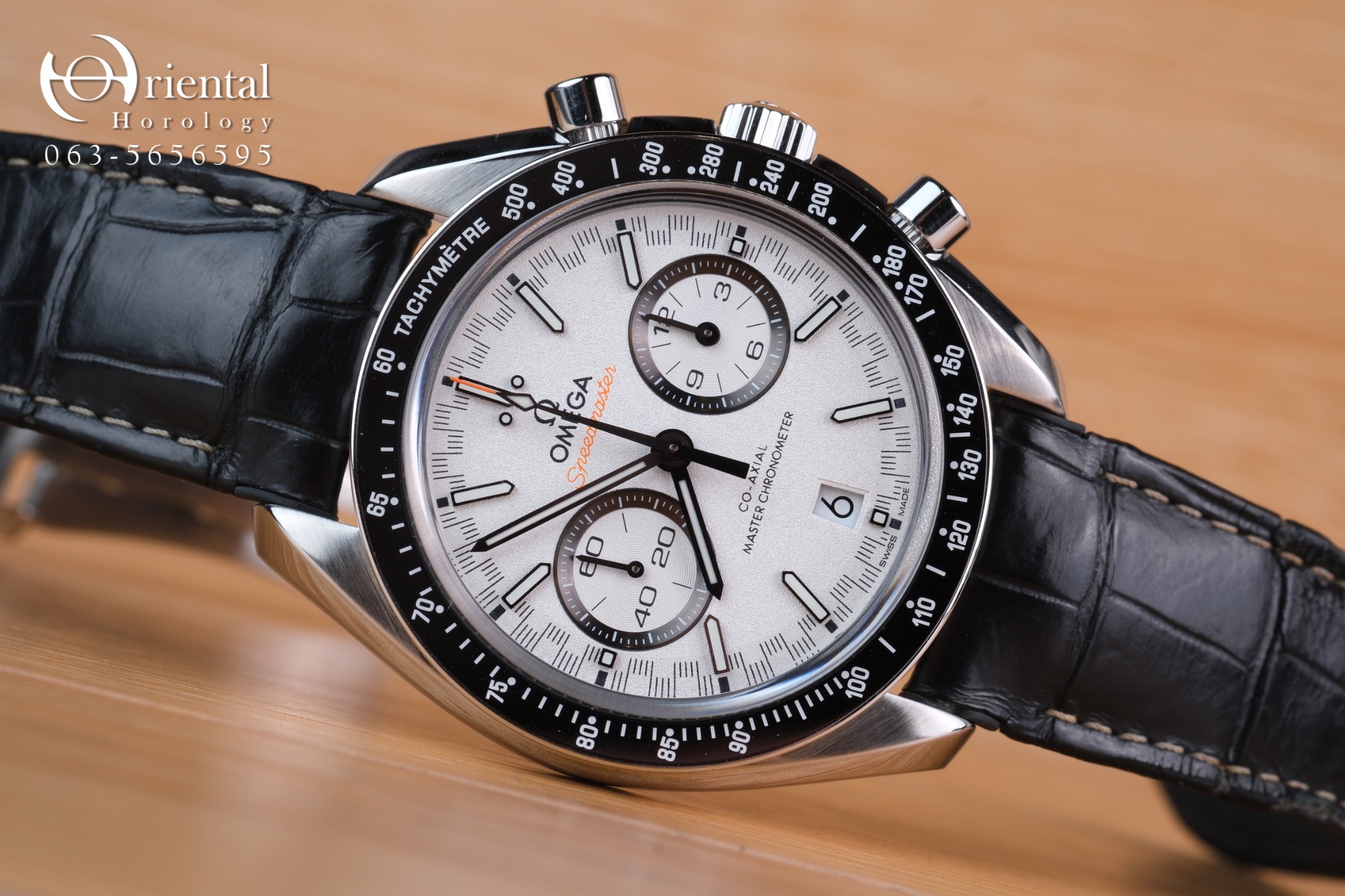 Omega Speedmaster Racing