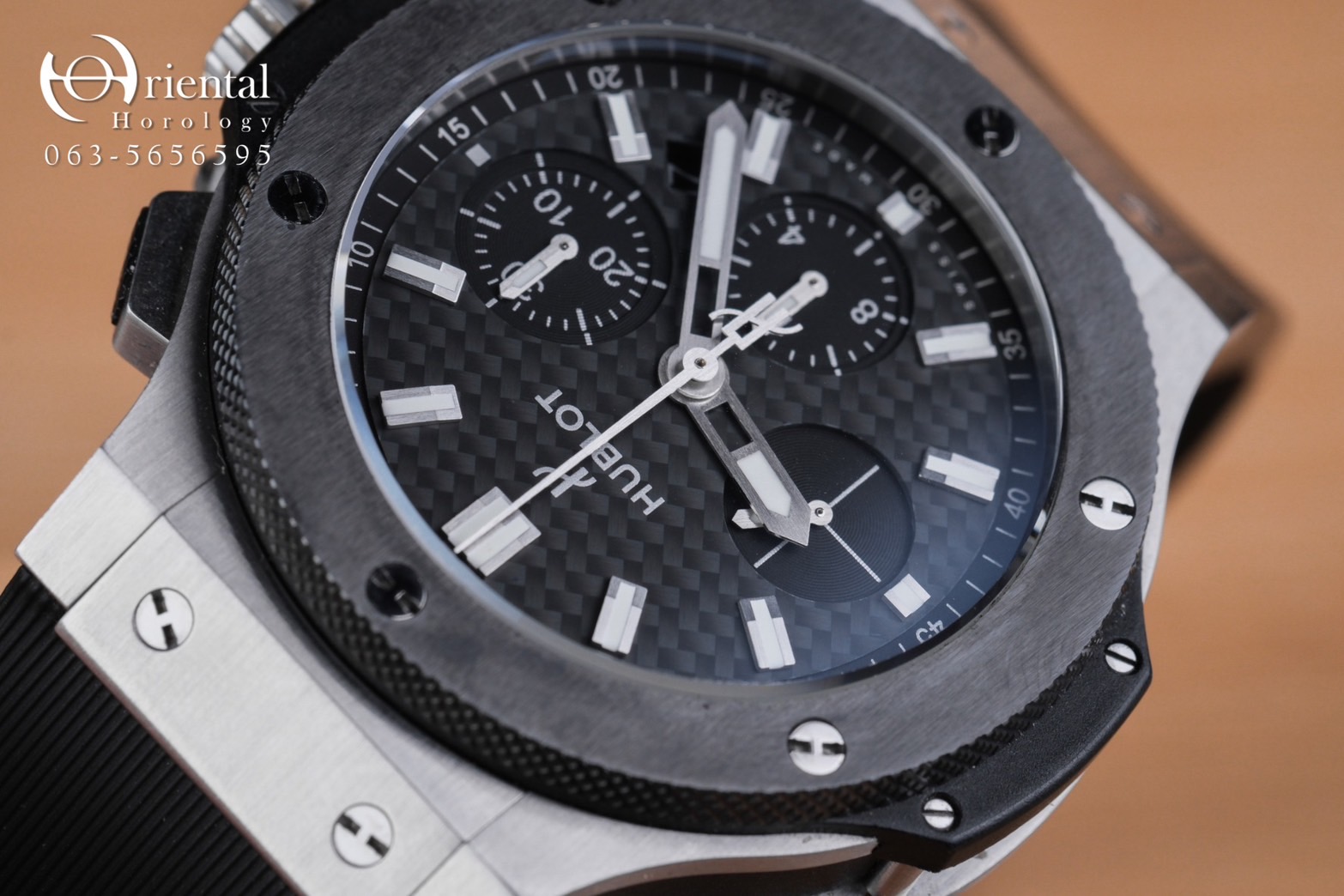 Hublot Big Bang Black Ceramic Carbon Dial - Image 4