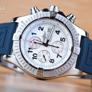 Breitling Super Avenger A13370