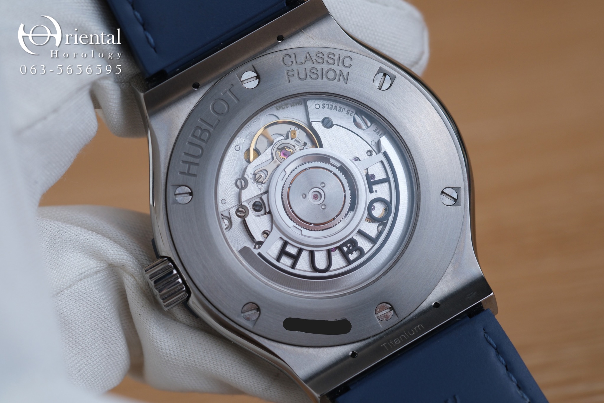 Hublot Classic Fusion Titanium Blue - Image 3
