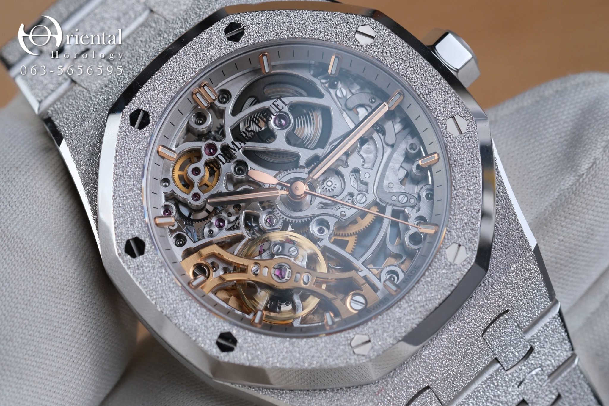 AP Royal Oak Double Balance Wheel Frosted White Gold 18K - Image 2