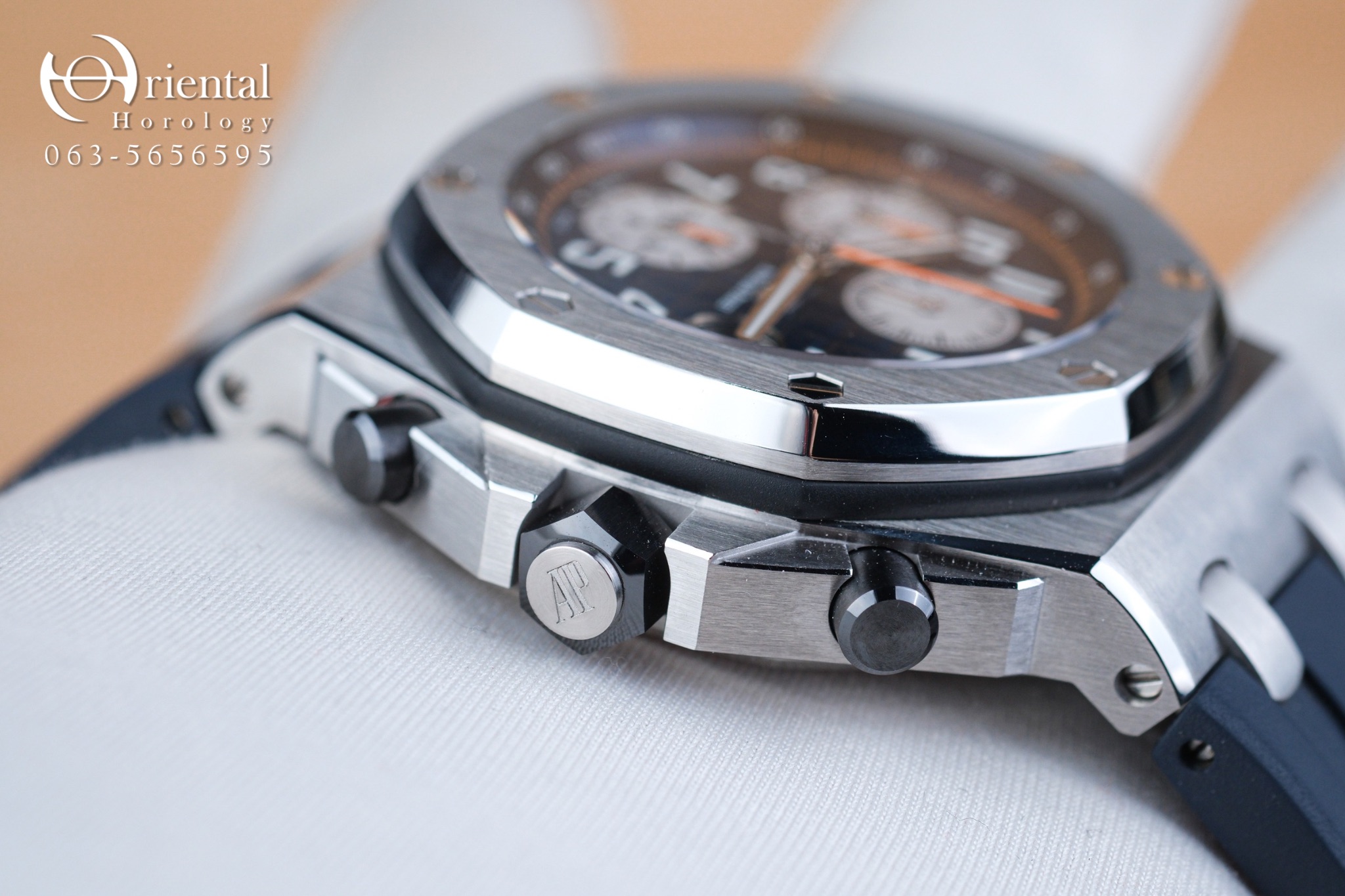 AP Royal Oak Offshore Navy Blue - Image 5